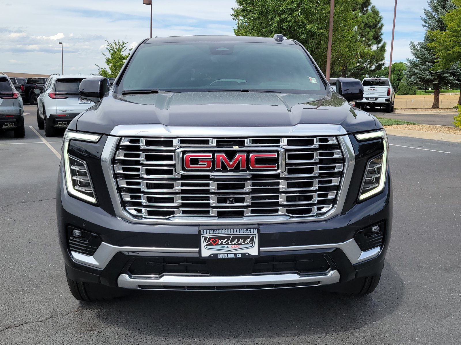New 2026 GMC Yukon XL Denali w/ Denali Reserve Package AWD/4WD image 5