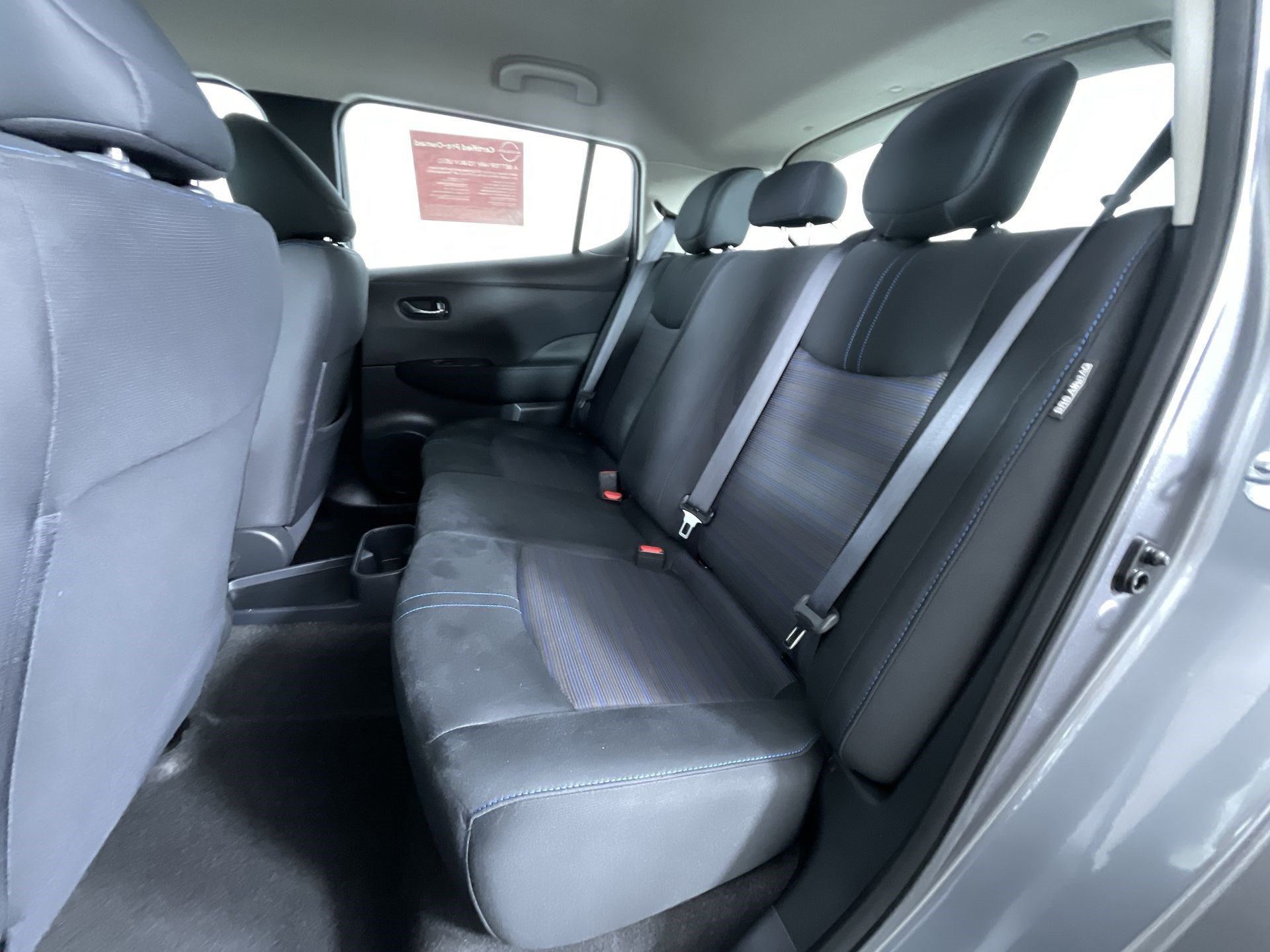Certified 2025 Nissan Leaf S FWD image 21