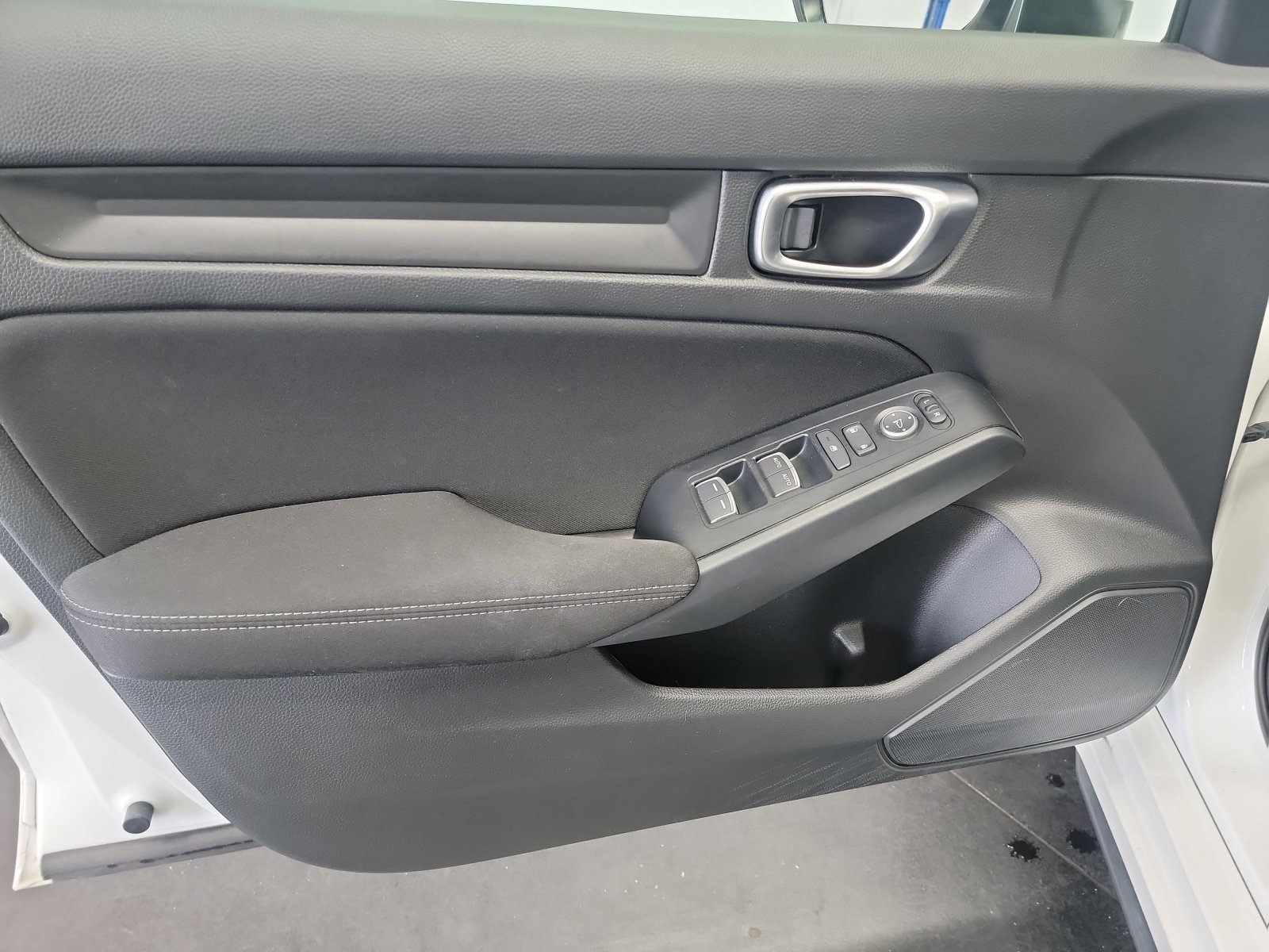 Certified 2024 Honda Civic LX image 8