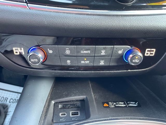 Used 2024 Buick Enclave Essence w/ Experience Buick Package image 26