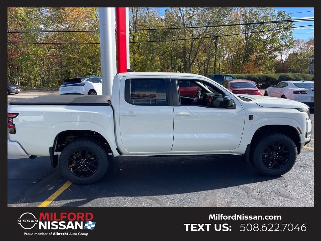 Used 2026 Nissan Frontier SV w/ All-Weather Content Package AWD/4WD image 4