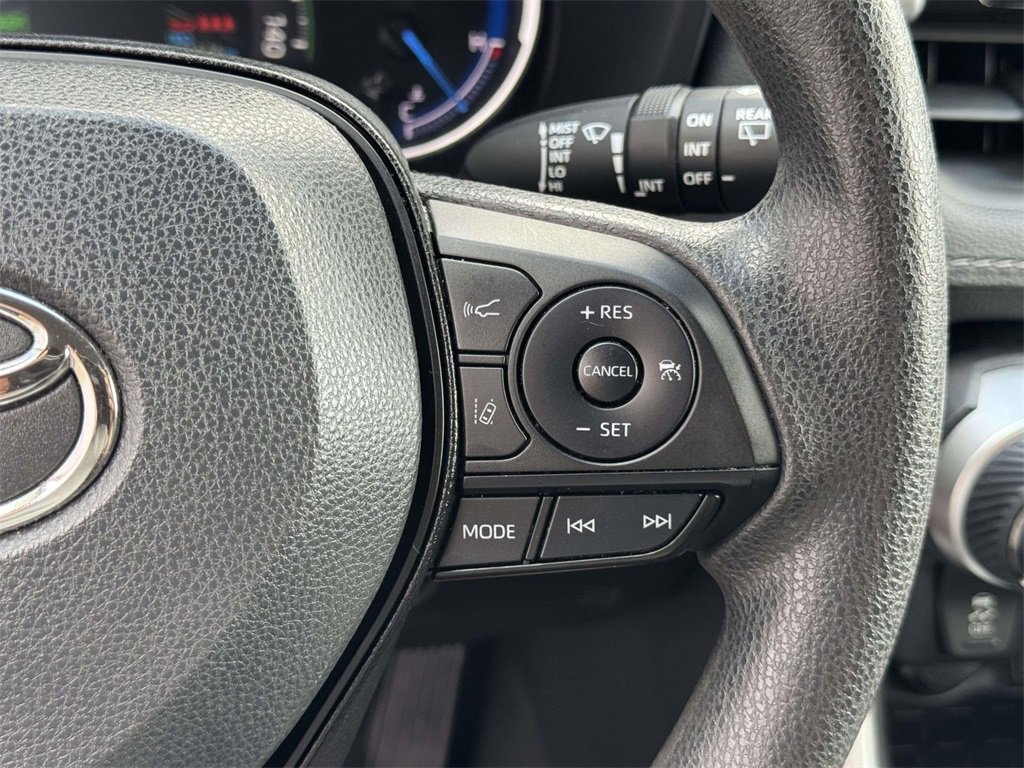 Used 2024 Toyota RAV4 XLE image 11