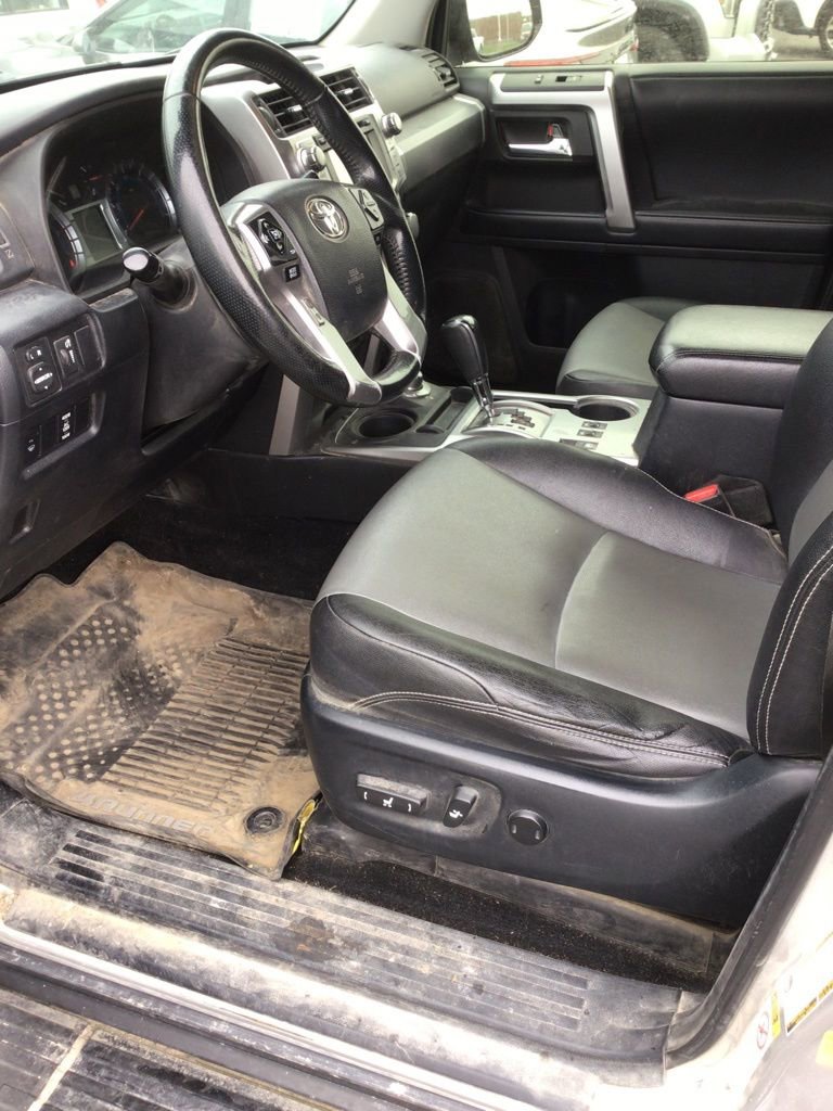 Used 2018 Toyota 4Runner SR5 Premium image 6