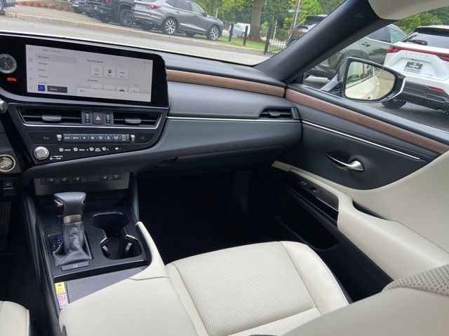 Certified 2023 Lexus ES 350 w/ Premium Package FWD image 16