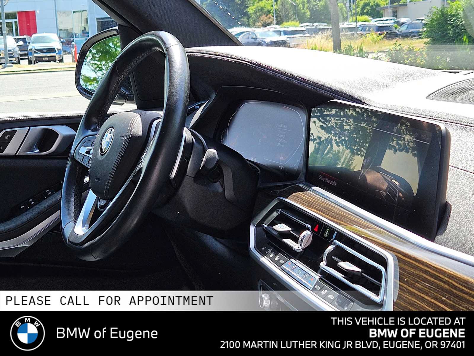 Used 2019 BMW X5 xDrive40i w/ Premium Package 2 AWD/4WD image 12