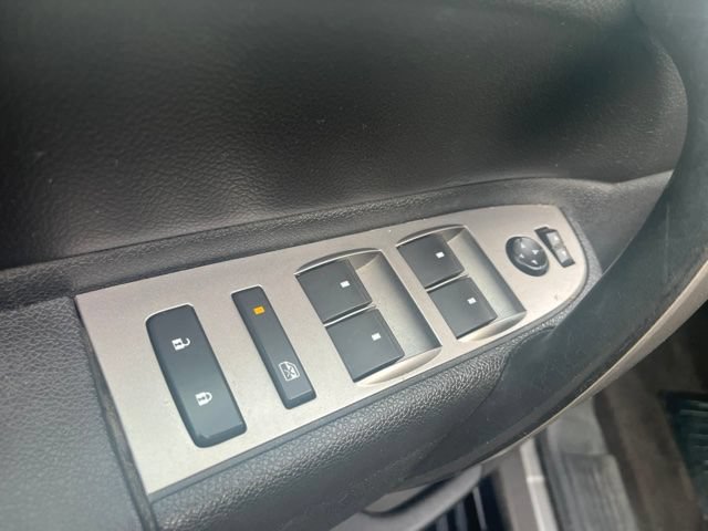 Used 2013 Chevrolet Silverado 1500 LT AWD/4WD image 12
