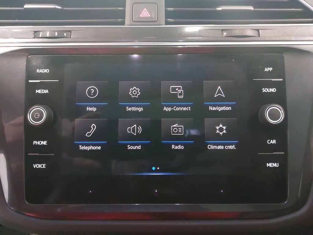 Used 2023 Volkswagen Tiguan SE image 21