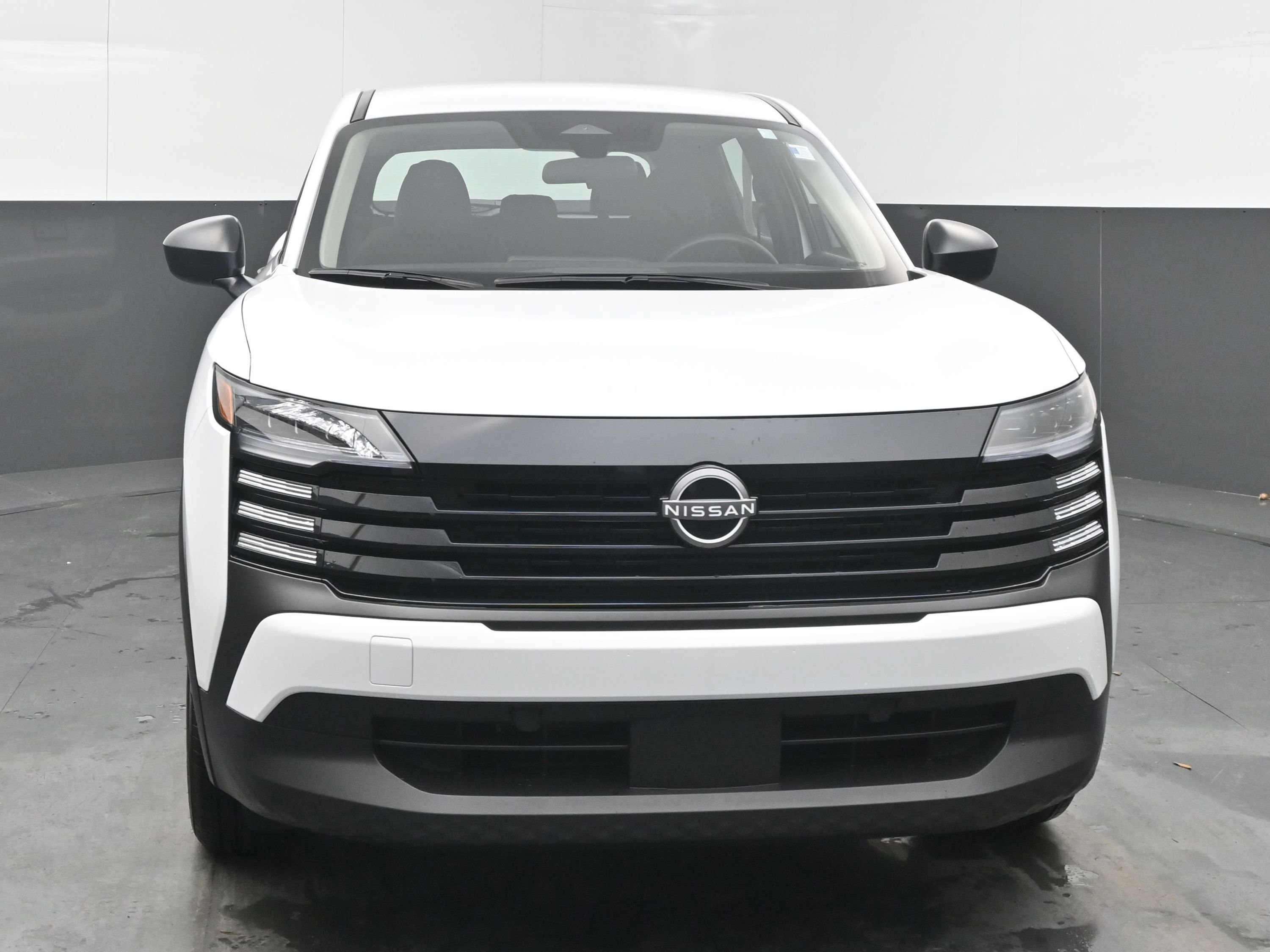 Certified 2025 Nissan Kicks S image 2