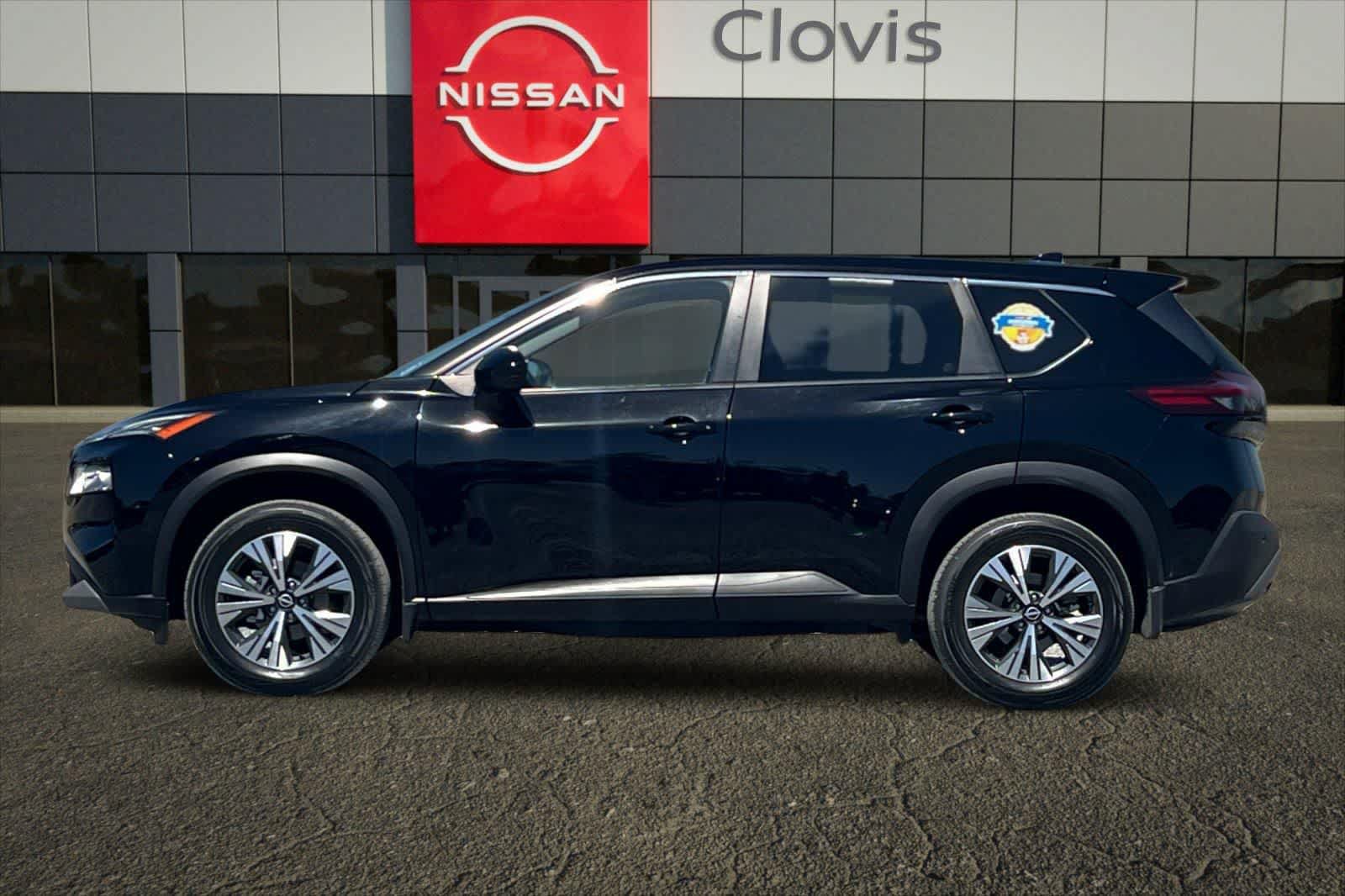 Used 2023 Nissan Rogue SV FWD image 6