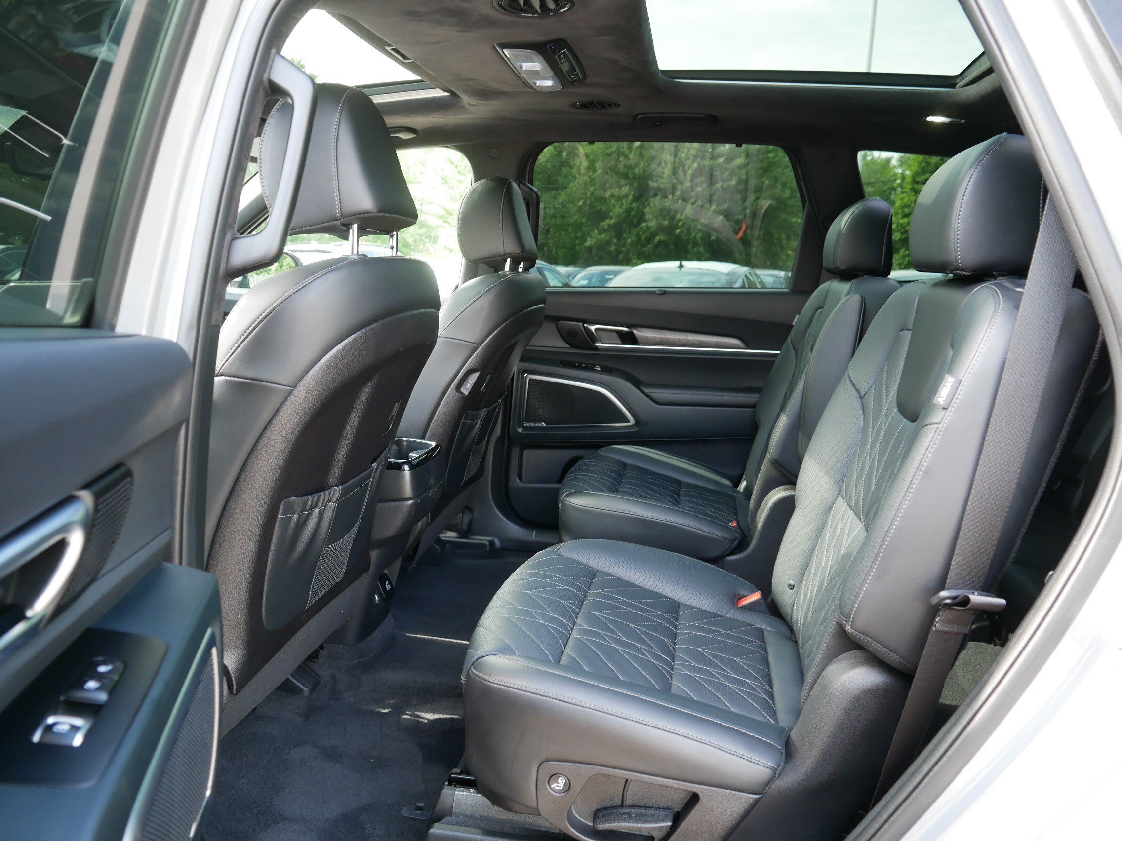 Certified 2025 Kia Telluride SX Prestige X-Line AWD/4WD image 36