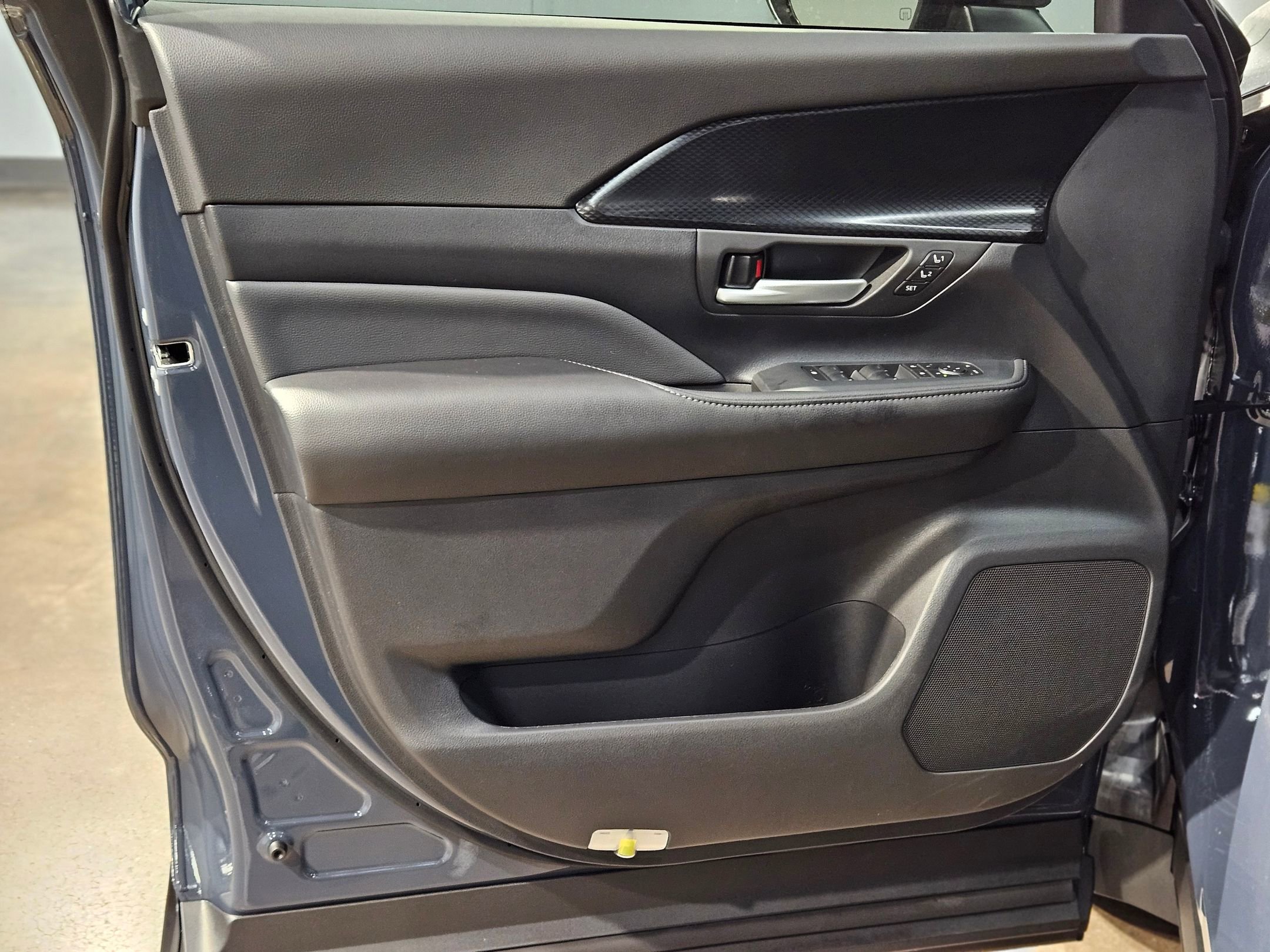 New 2026 Toyota Grand Highlander AWD Hybrid image 11