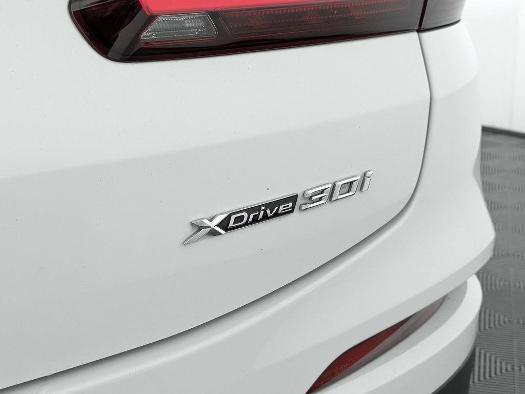 Used 2021 BMW X4 xDrive30i image 12