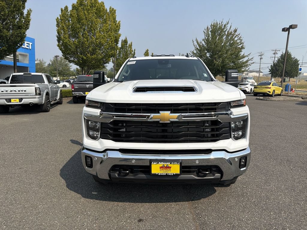 New 2026 Chevrolet Silverado 3500 LT w/ All Star Edition AWD/4WD image 4