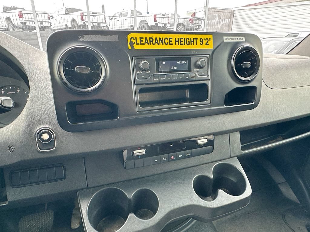 Used 2019 Mercedes-Benz Sprinter 144 image 11