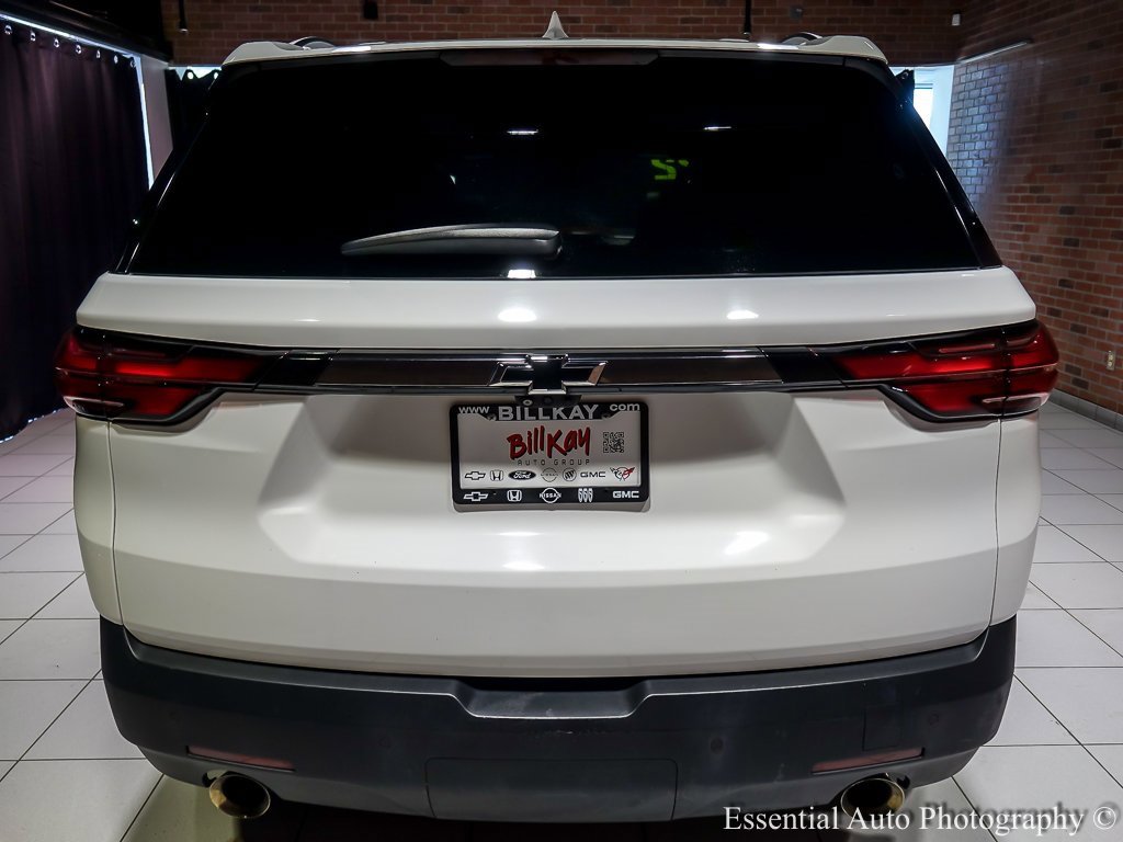 Used 2022 Chevrolet Traverse RS image 9