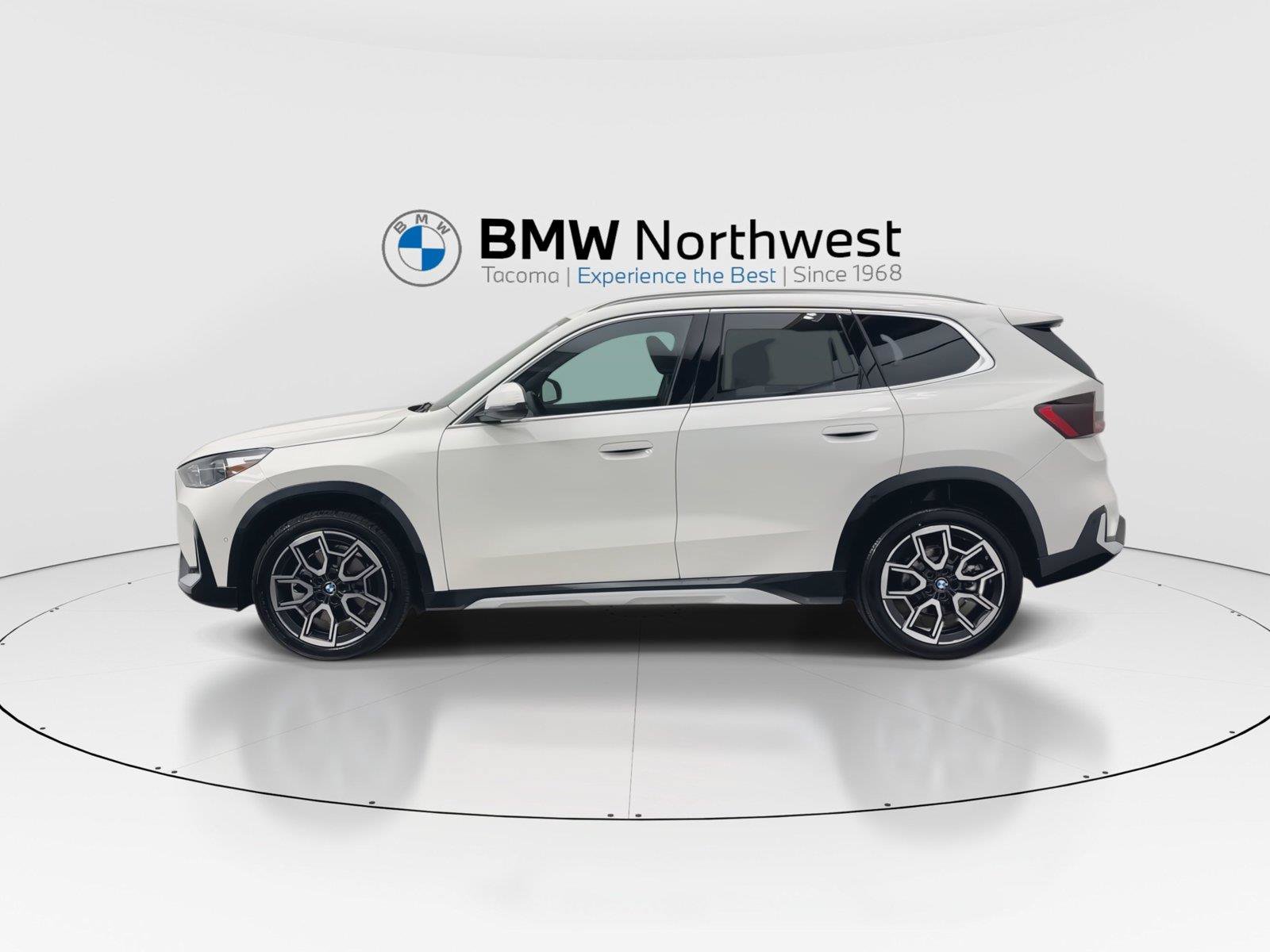 New 2026 BMW X1 xDrive28i AWD/4WD image 11