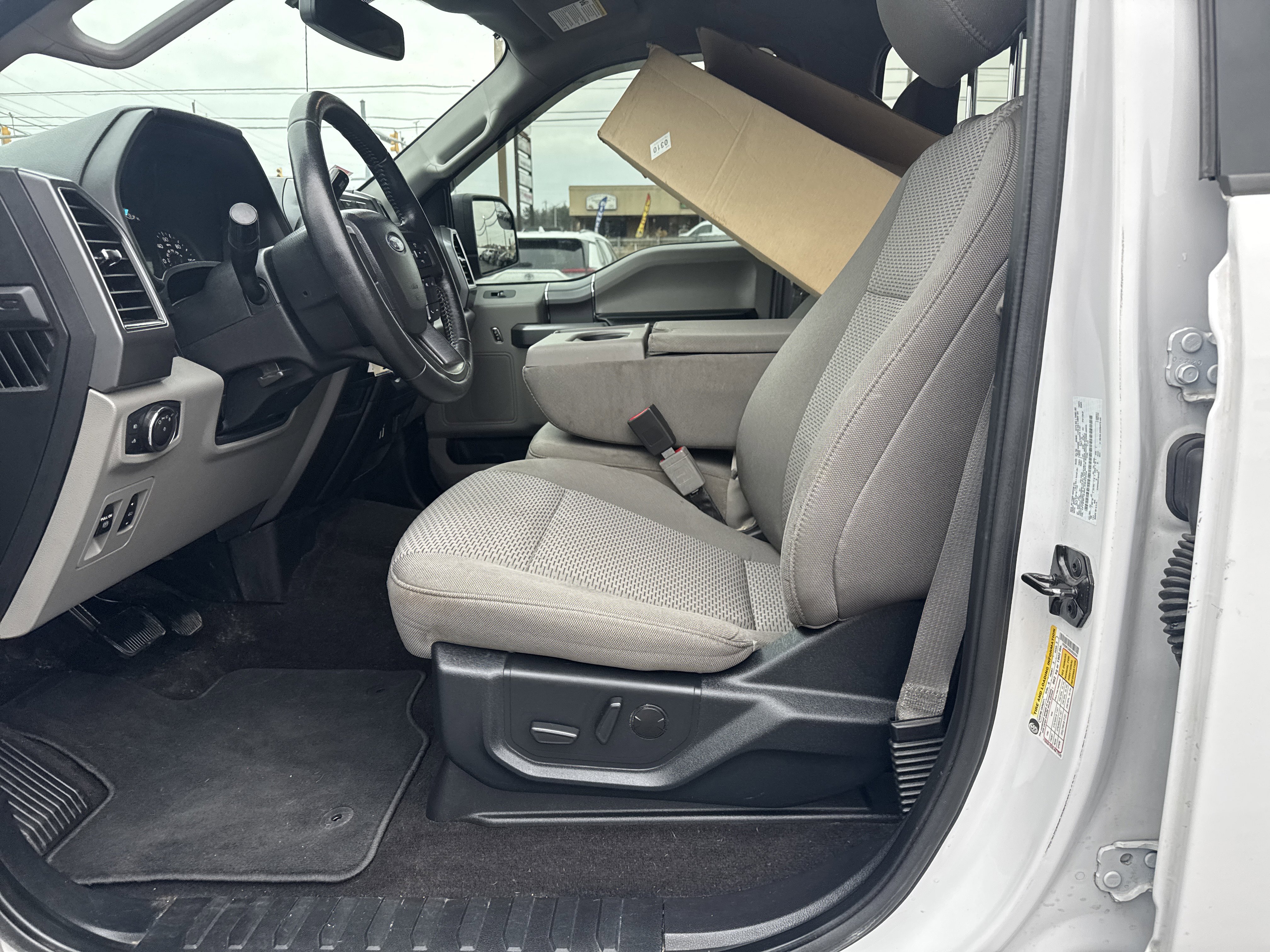 Used 2020 Ford F150 XLT w/ Equipment Group 302A Luxury image 12