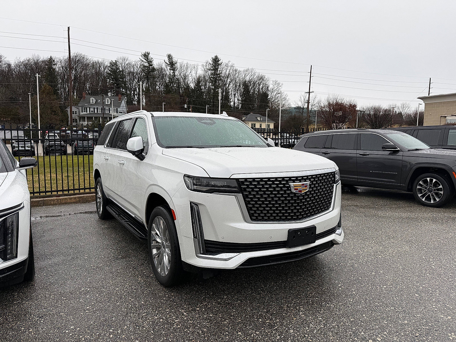 Certified 2023 Cadillac Escalade ESV Premium Luxury image 3