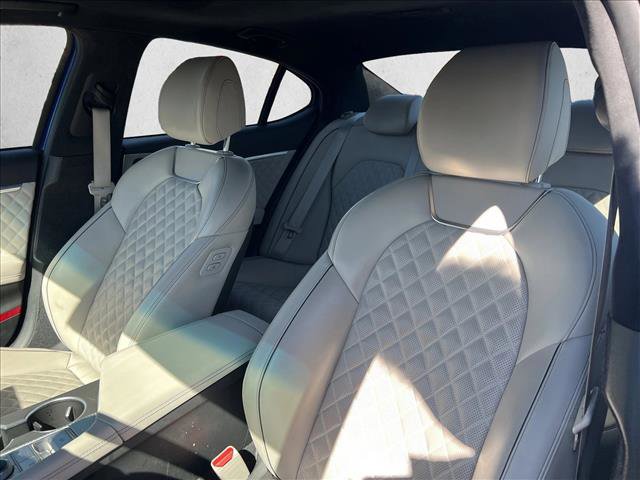 Used 2023 Genesis G70 3.3T w/ Sport Prestige Package image 16