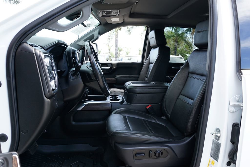 Used 2020 GMC Sierra 3500 Denali w/ Denali Ultimate Package image 19