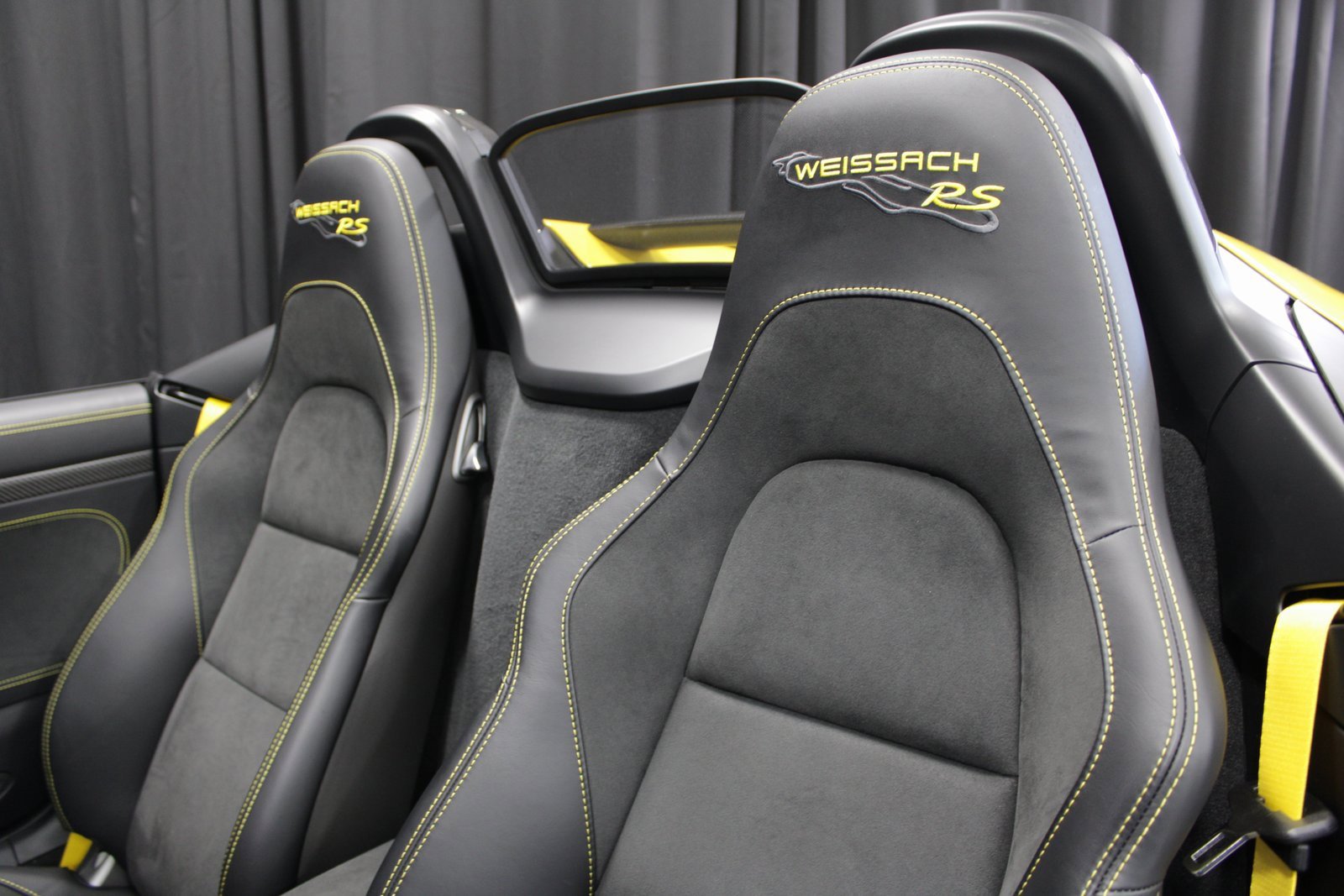 Certified 2025 Porsche 718 Boxster Spyder RS image 5