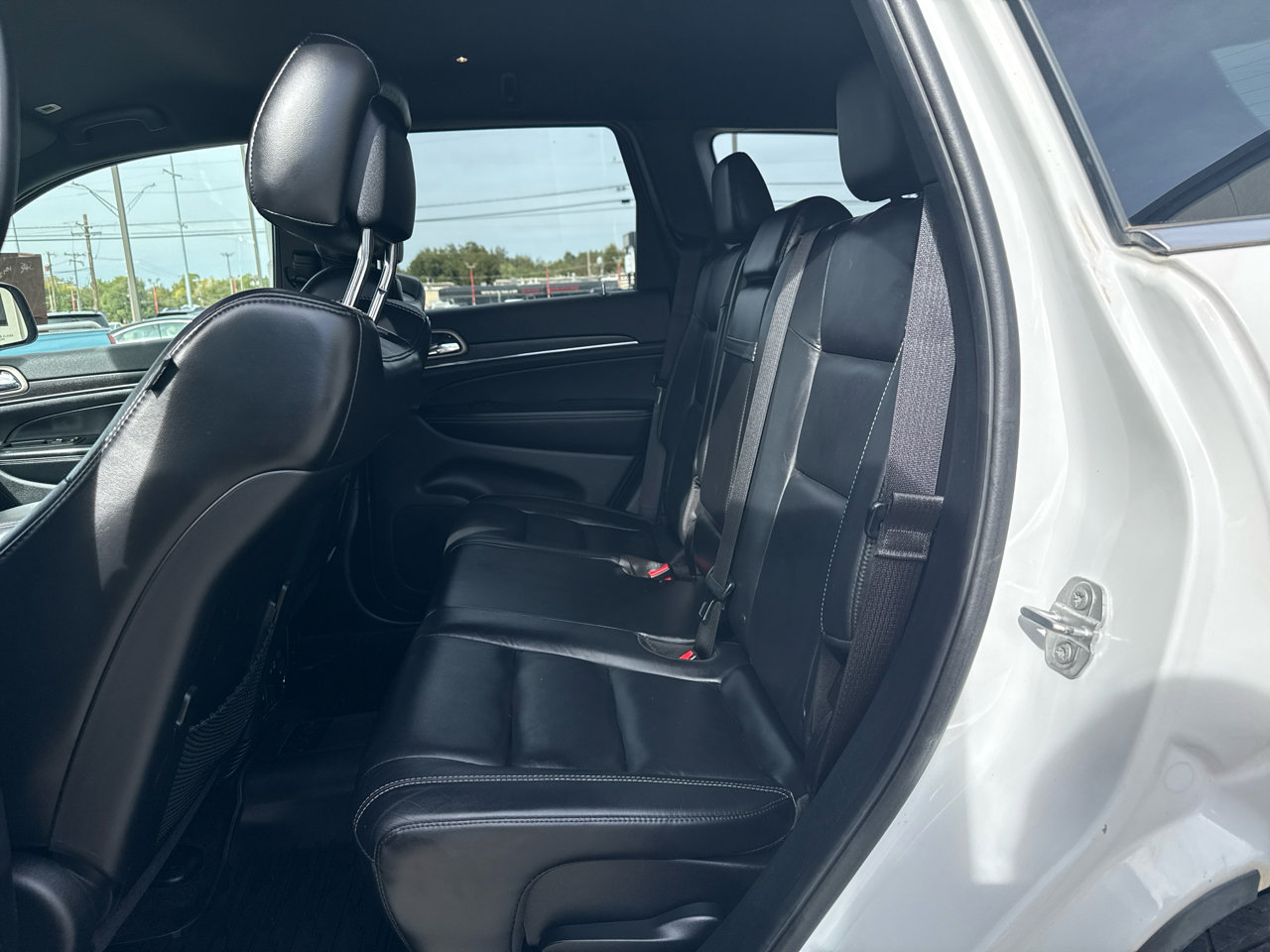 Used 2017 Jeep Grand Cherokee Limited image 16