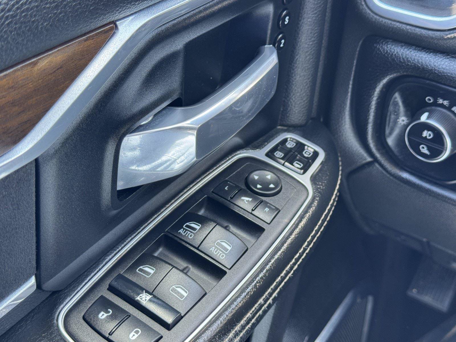 Certified 2024 RAM 2500 Laramie AWD/4WD image 27