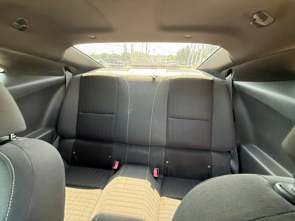 Used 2015 Chevrolet Camaro LS RWD image 22