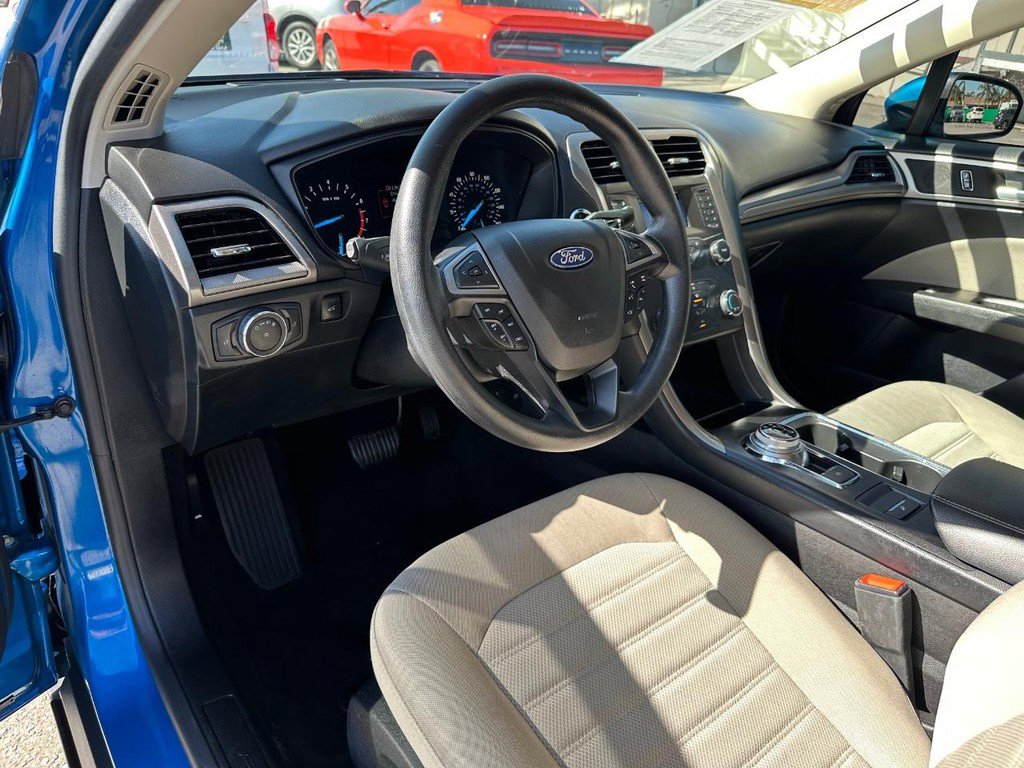 Used 2020 Ford Fusion S image 16