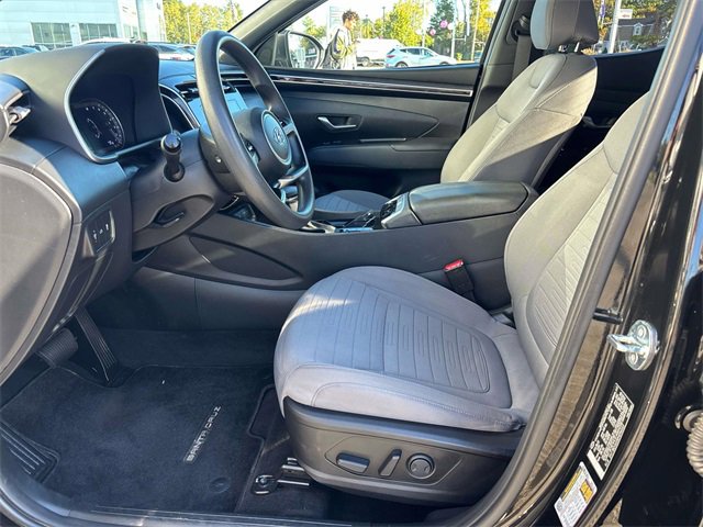 Certified 2024 Hyundai Santa Cruz SEL image 9