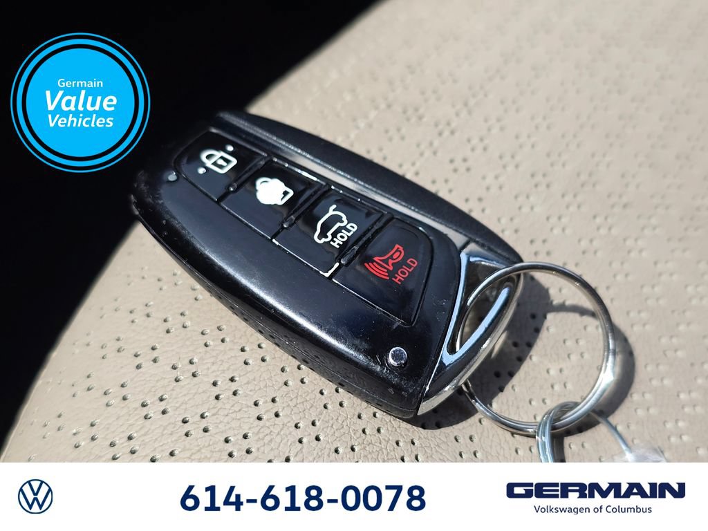 Used 2013 Hyundai Santa Fe Sport FWD image 34
