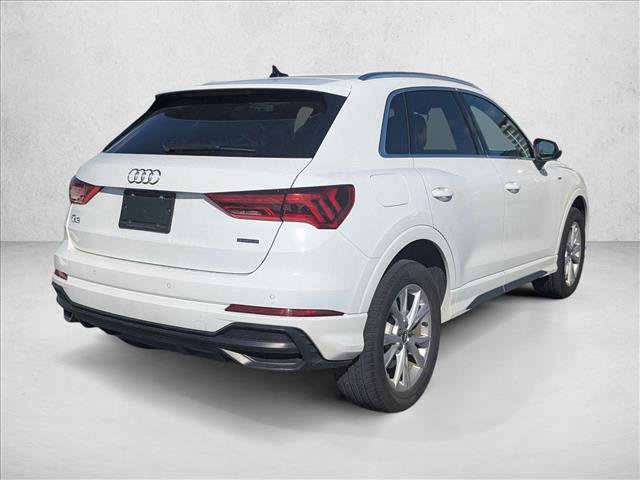 Used 2021 Audi Q3 2.0T Premium w/ Convenience Package image 5