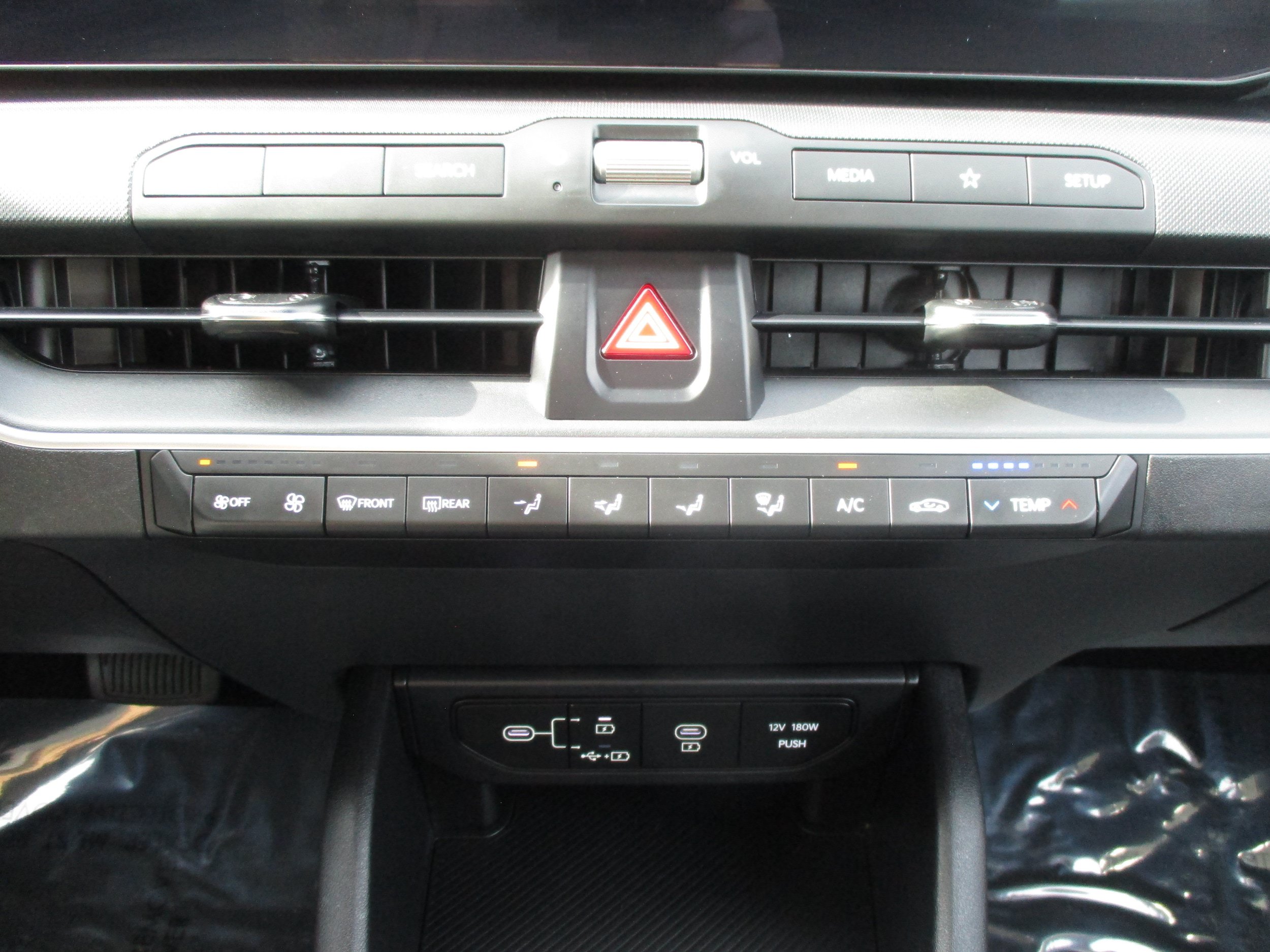 Used 2025 Kia K4 FWD image 22