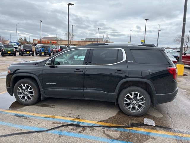 Used 2023 GMC Acadia SLT w/ Technology Package image 4