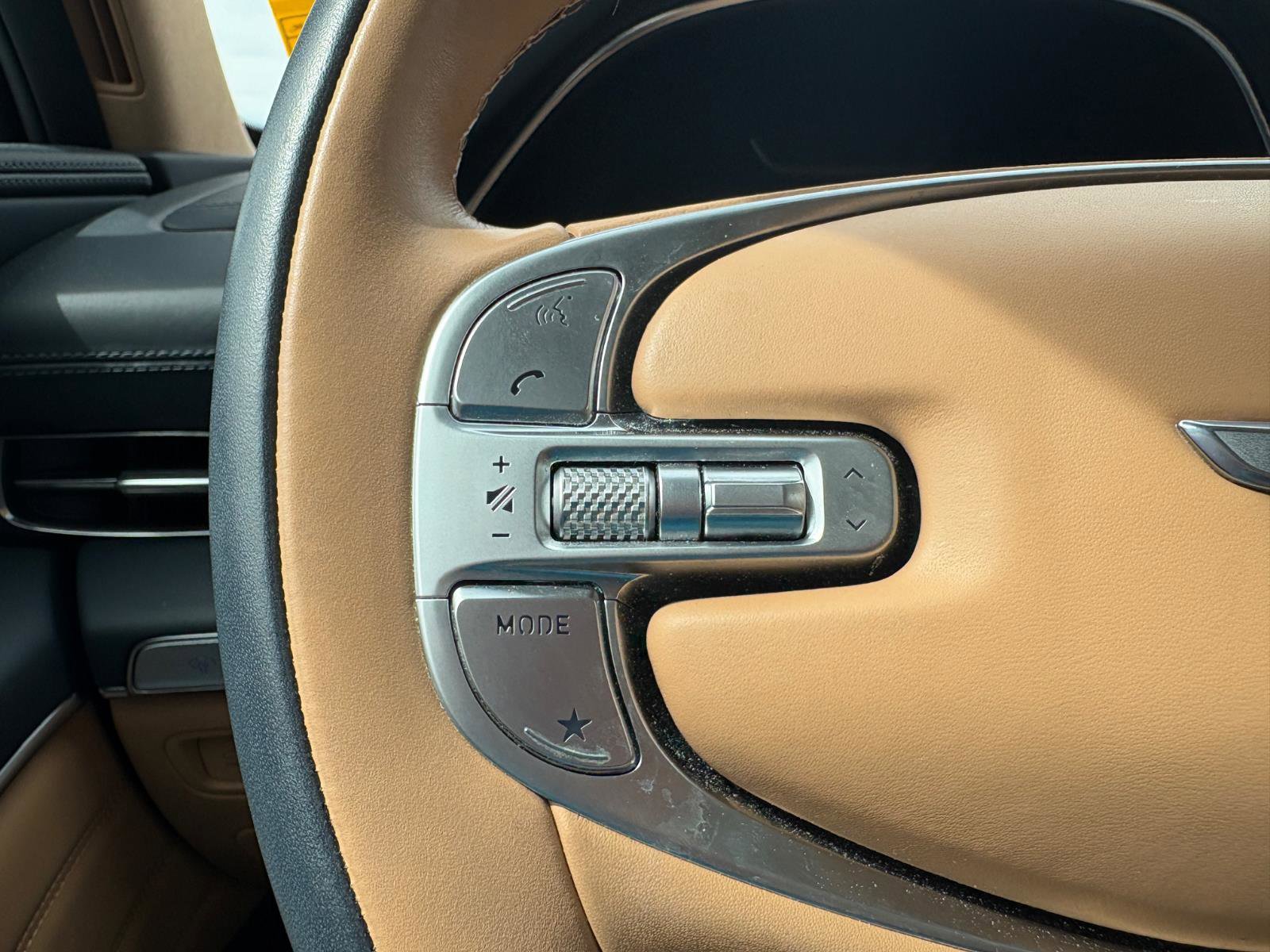 Used 2023 Genesis GV80 3.5T image 42