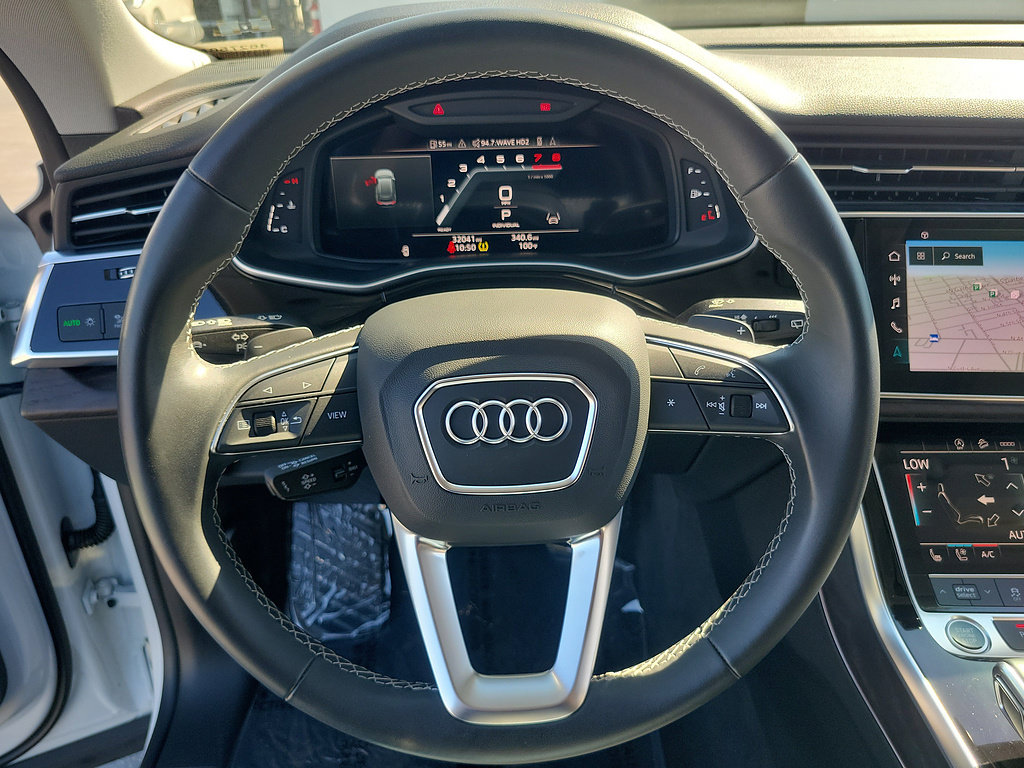 Used 2022 Audi Q8 Premium Plus w/ Premium Plus Package AWD/4WD image 25