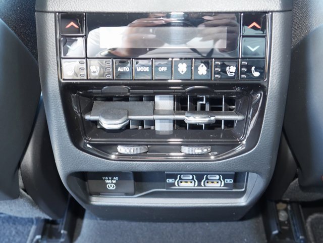 New 2025 Jeep Grand Cherokee Summit image 20