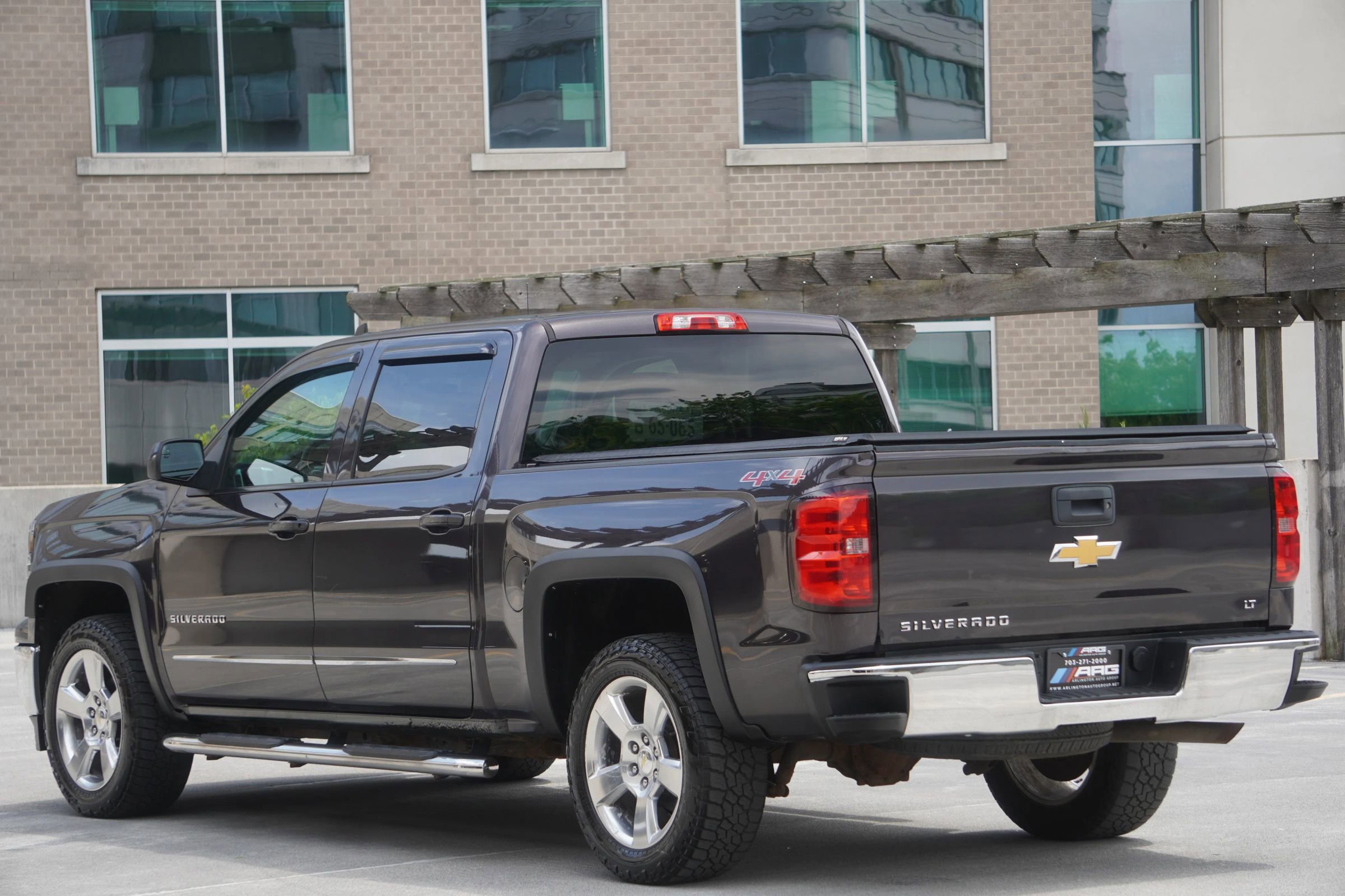 Used 2015 Chevrolet Silverado 1500 LT AWD/4WD image 8