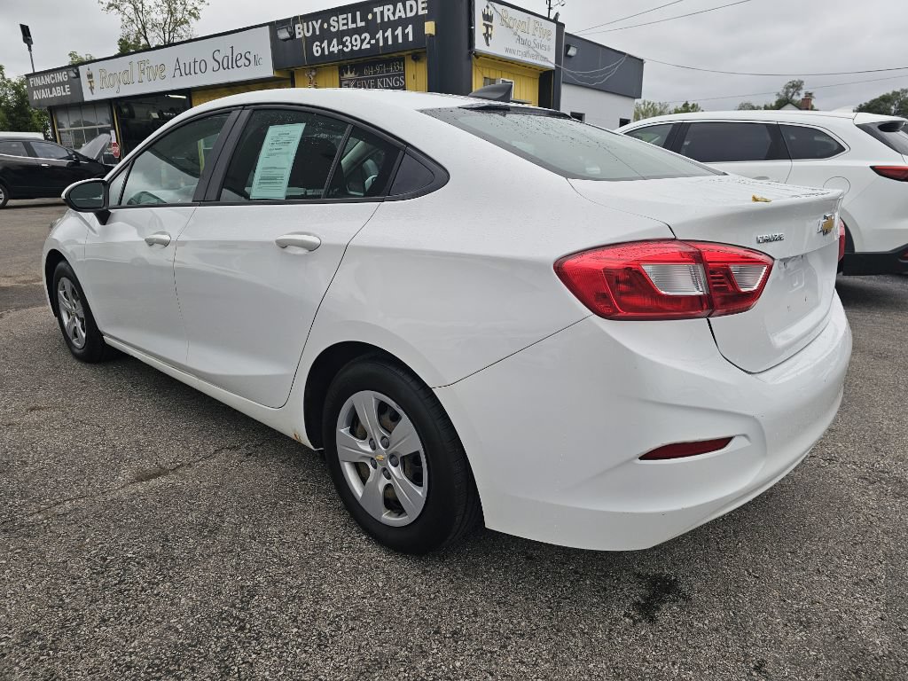 Used 2017 Chevrolet Cruze LS FWD image 7