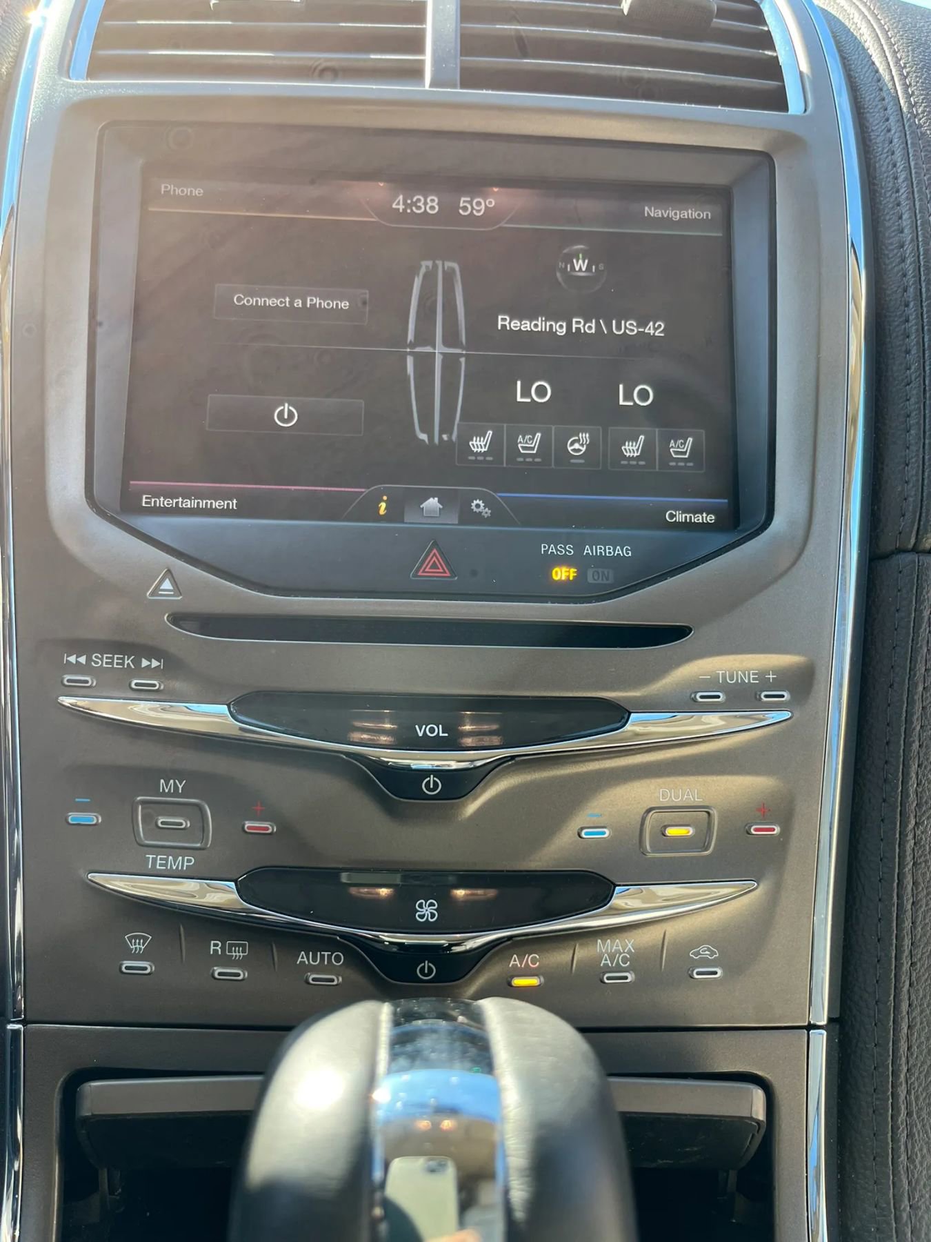 Used 2011 Lincoln MKX AWD w/ 102A Rapid Spec Order Code image 16