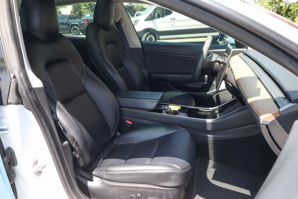 Used 2020 Tesla Model 3 Long Range AWD/4WD image 38