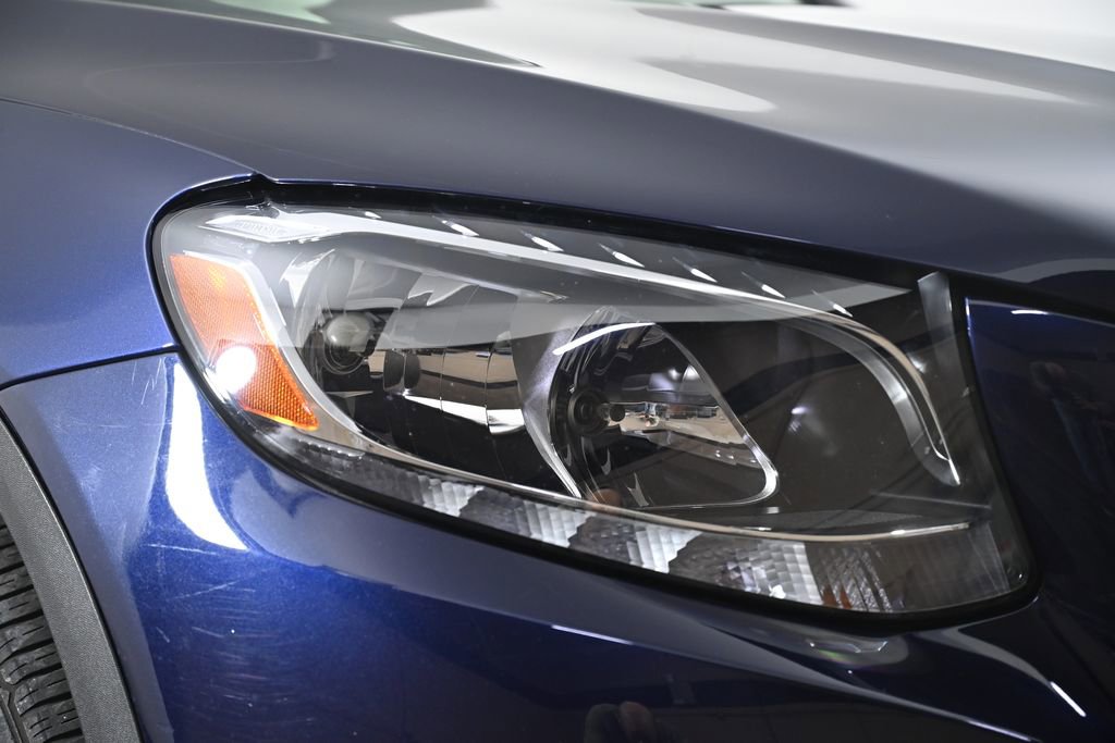 Used 2019 Mercedes-Benz GLC 300 GLC 300 image 5