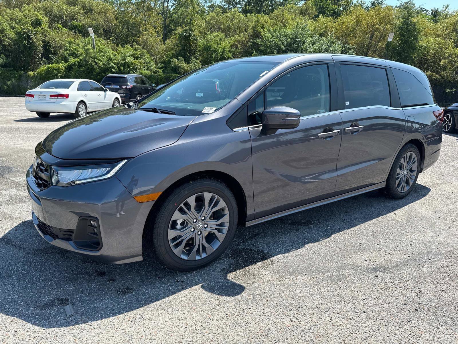 New 2026 Honda Odyssey Touring image 8