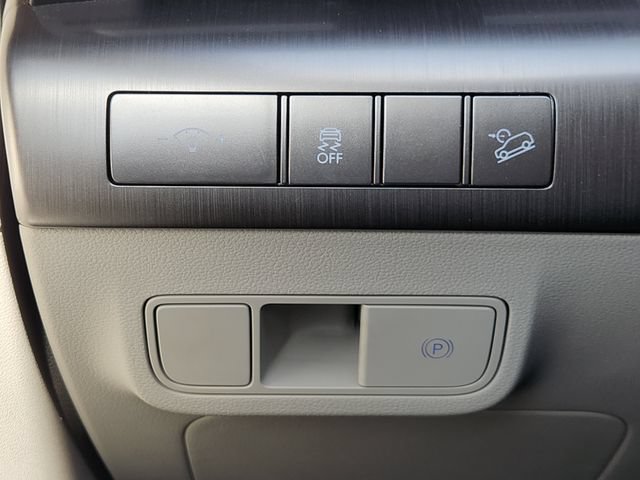 Used 2025 Hyundai Kona SEL AWD/4WD image 23