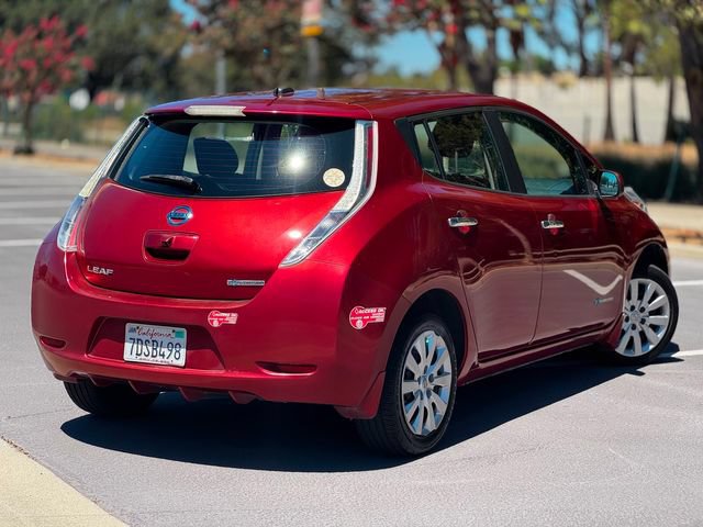 Used 2013 Nissan Leaf S w/ Charger Pkg FWD image 16