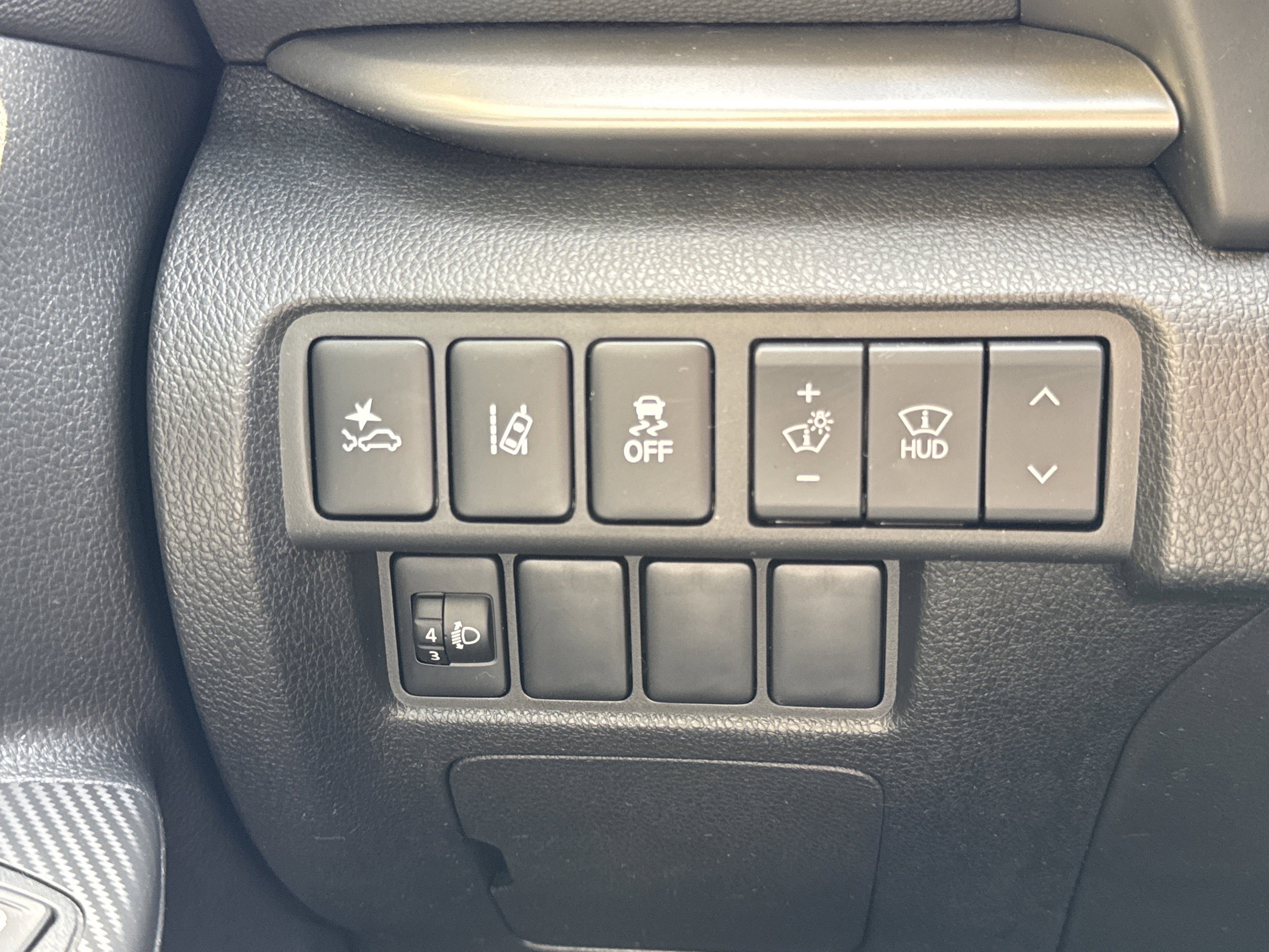 Used 2020 Mitsubishi Eclipse Cross SEL AWD/4WD image 20