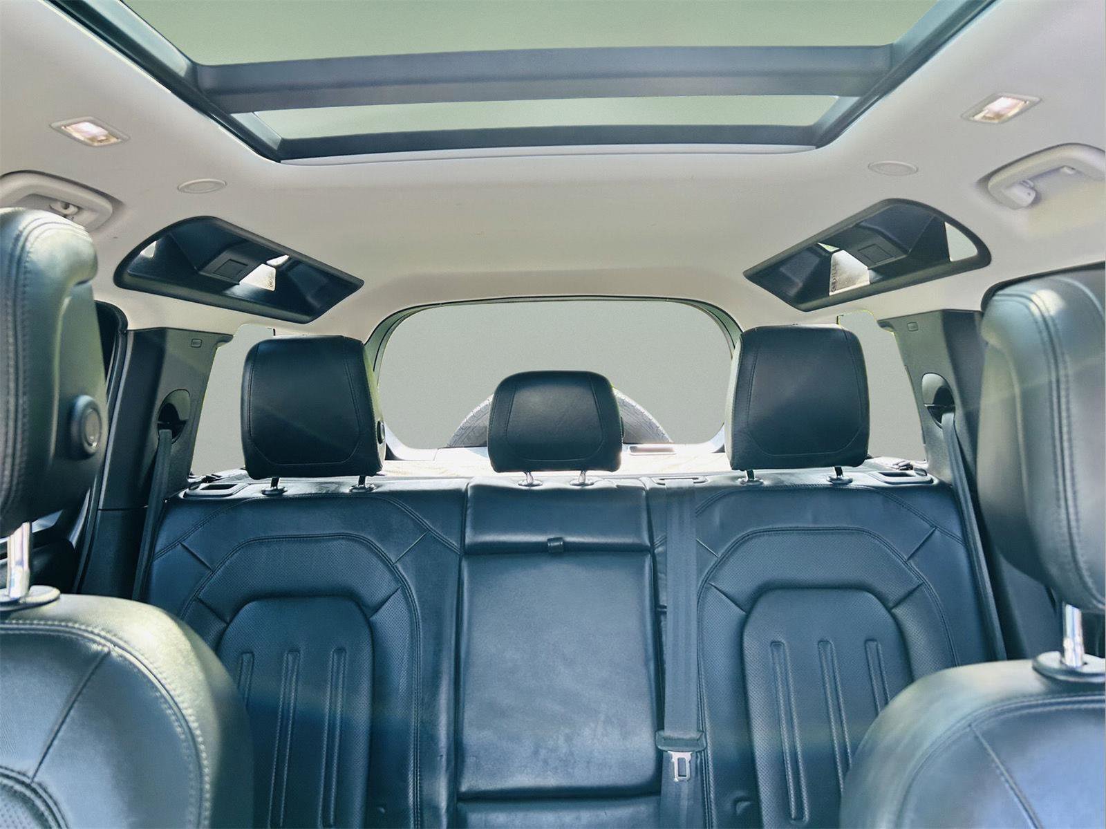 Used 2020 Land Rover Defender 110 HSE image 47