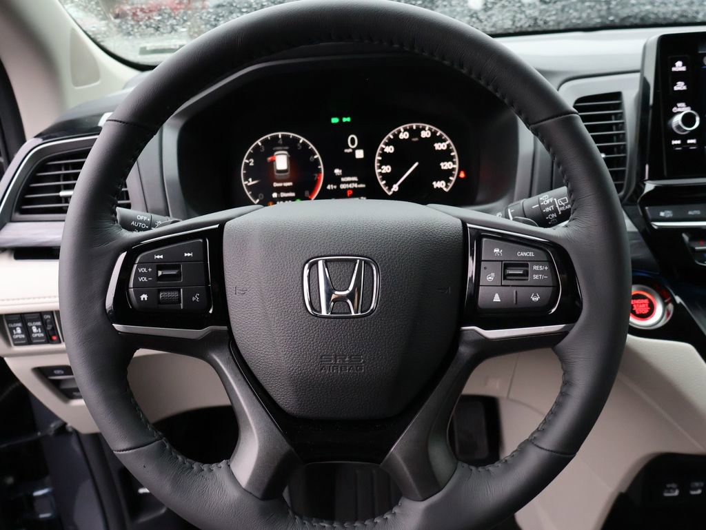 Certified 2026 Honda Odyssey Elite image 32