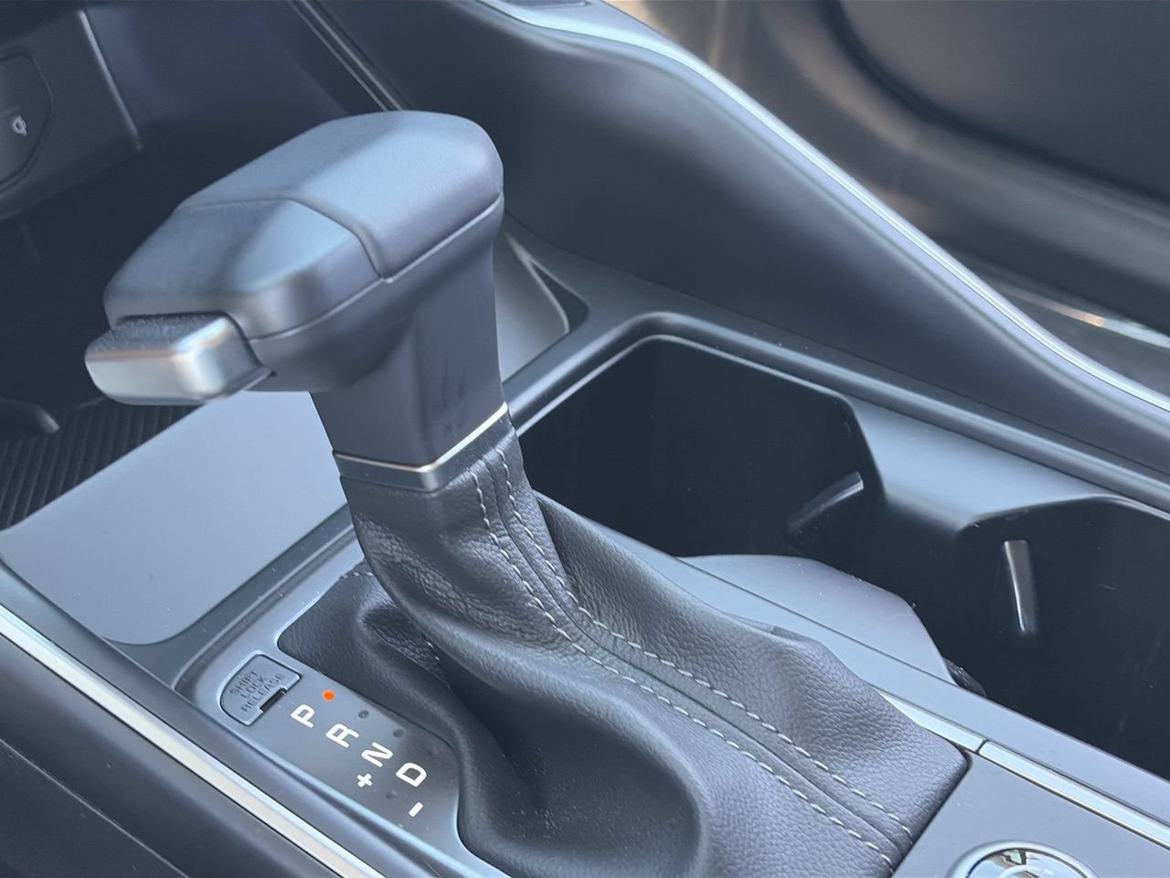 Certified 2025 Kia Sorento S w/ Panoramic Sunroof Package FWD image 28