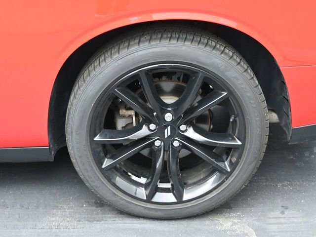 Used 2018 Dodge Challenger SXT Plus image 30